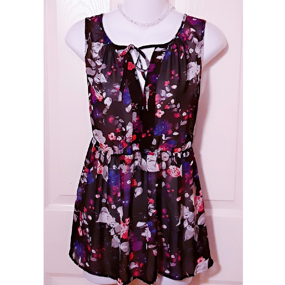 Torrid - Floral Print Chiffon Tie Front Tank Top